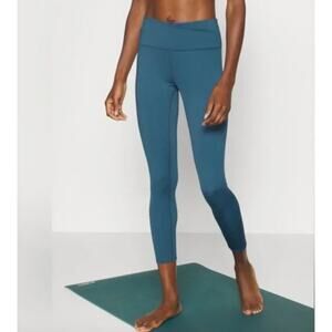 Free People Movement Wrap Lose Control Leggings Medium Teal Cropped New w/ Tags